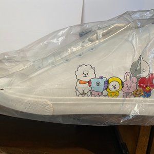BTS BT21 Line Friends White High Top Shoes Men's Size 11 NWT